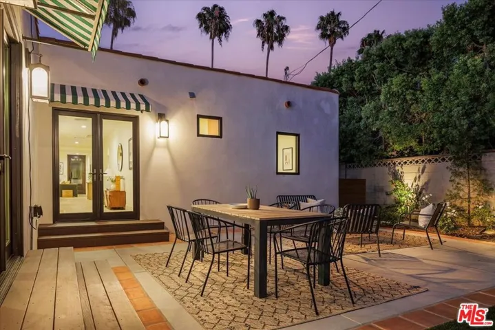1565 Murray Circle, Los Angeles, California 90026
