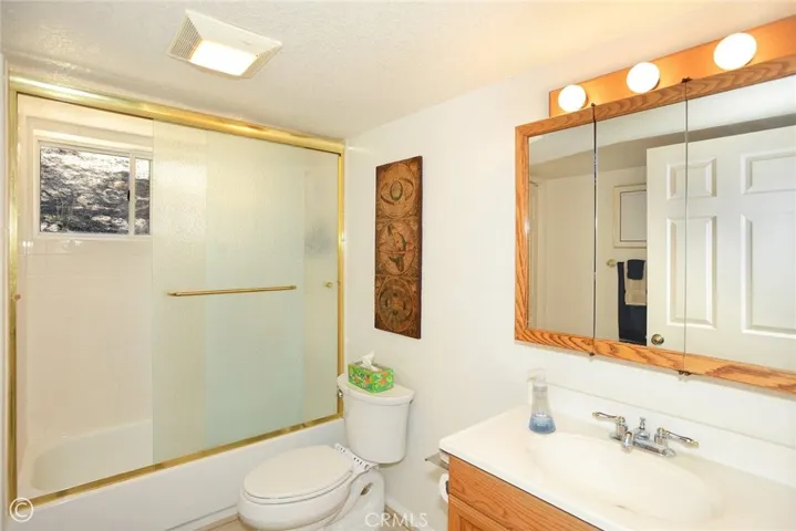 2027 Ivory Lane, Pine Mountain Club, California 93222