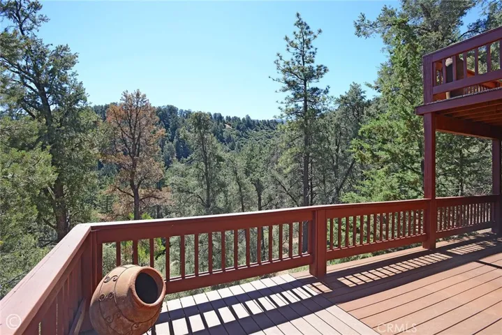 2027 Ivory Lane, Pine Mountain Club, California 93222