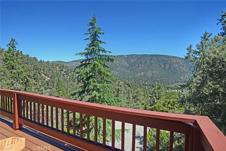 2027 Ivory Lane, Pine Mountain Club, California 93222