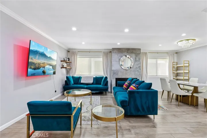 1221 N Kings, West Hollywood, California 90069