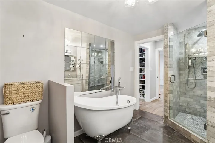 1221 N Kings, West Hollywood, California 90069