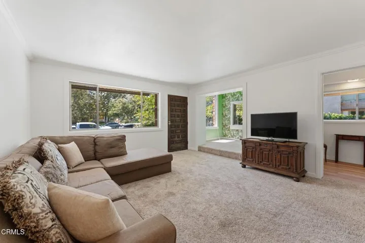 3-1128 Fremont Ave-2