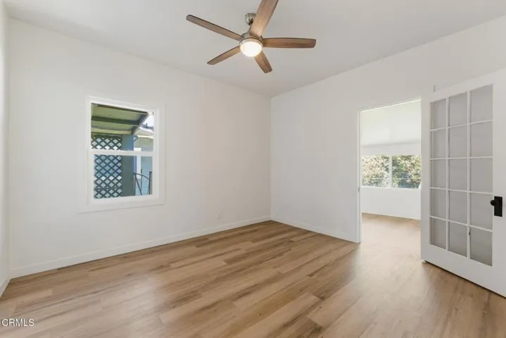 25-1128 Fremont Ave-25