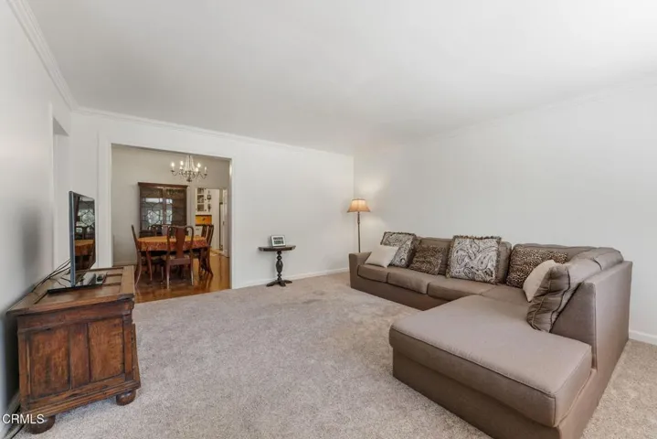 5-1128 Fremont Ave-3