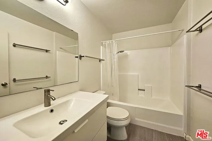 1454 E Orange Grove Boulevard 1, Pasadena, California 91104