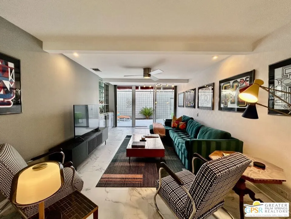 Den w/ Wet Bar