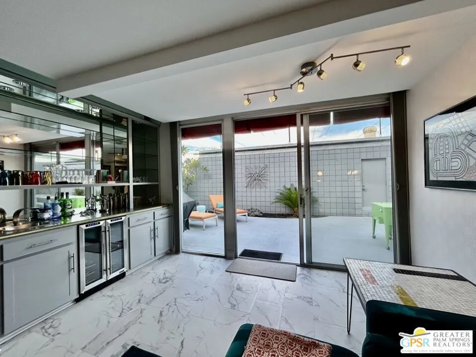 Den w/ Wet Bar
