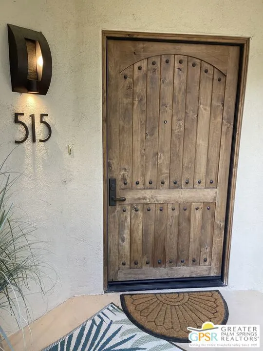 515 Desert Lakes Drive