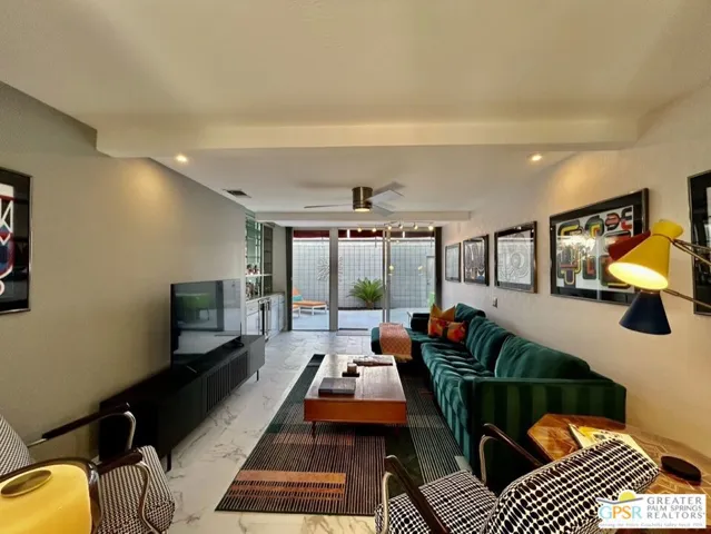 Den w/ Wet Bar