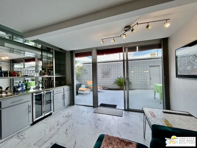 Den w/ Wet Bar