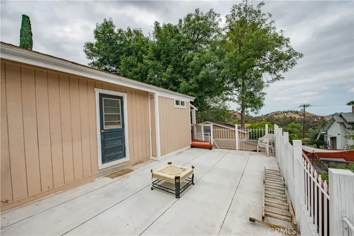 9516 Dennis, Chatsworth, California 91311