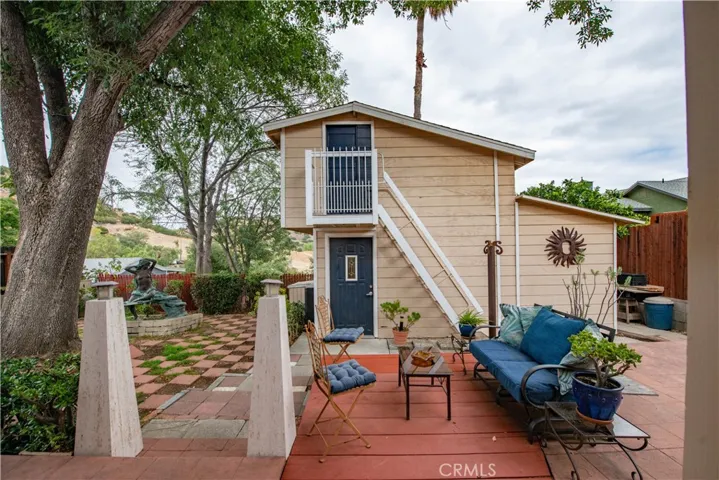 9516 Dennis, Chatsworth, California 91311