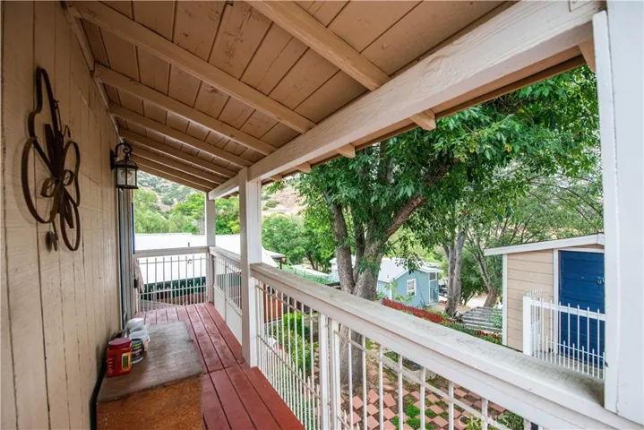 9516 Dennis, Chatsworth, California 91311