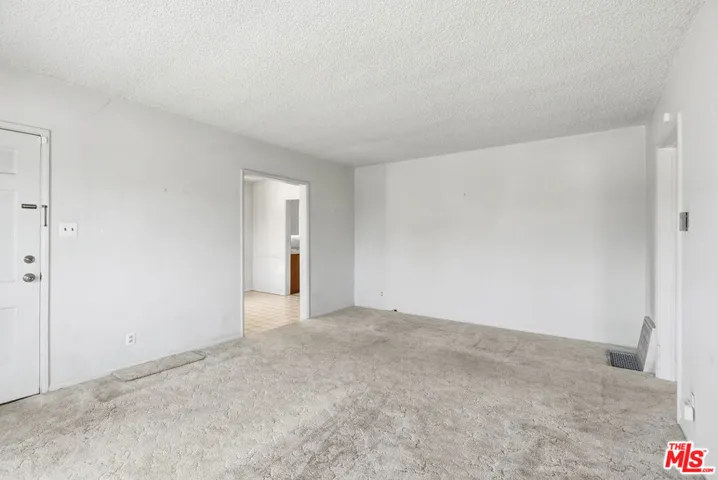 12841 Bonaparte Avenue, Los Angeles, California 90066