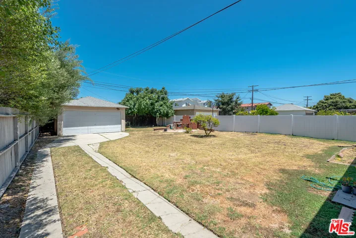 12841 Bonaparte Avenue, Los Angeles, California 90066
