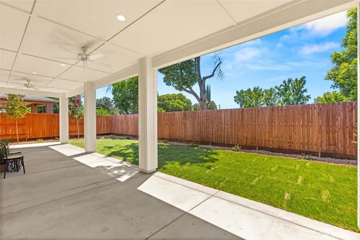 Perfect Size Back Yard