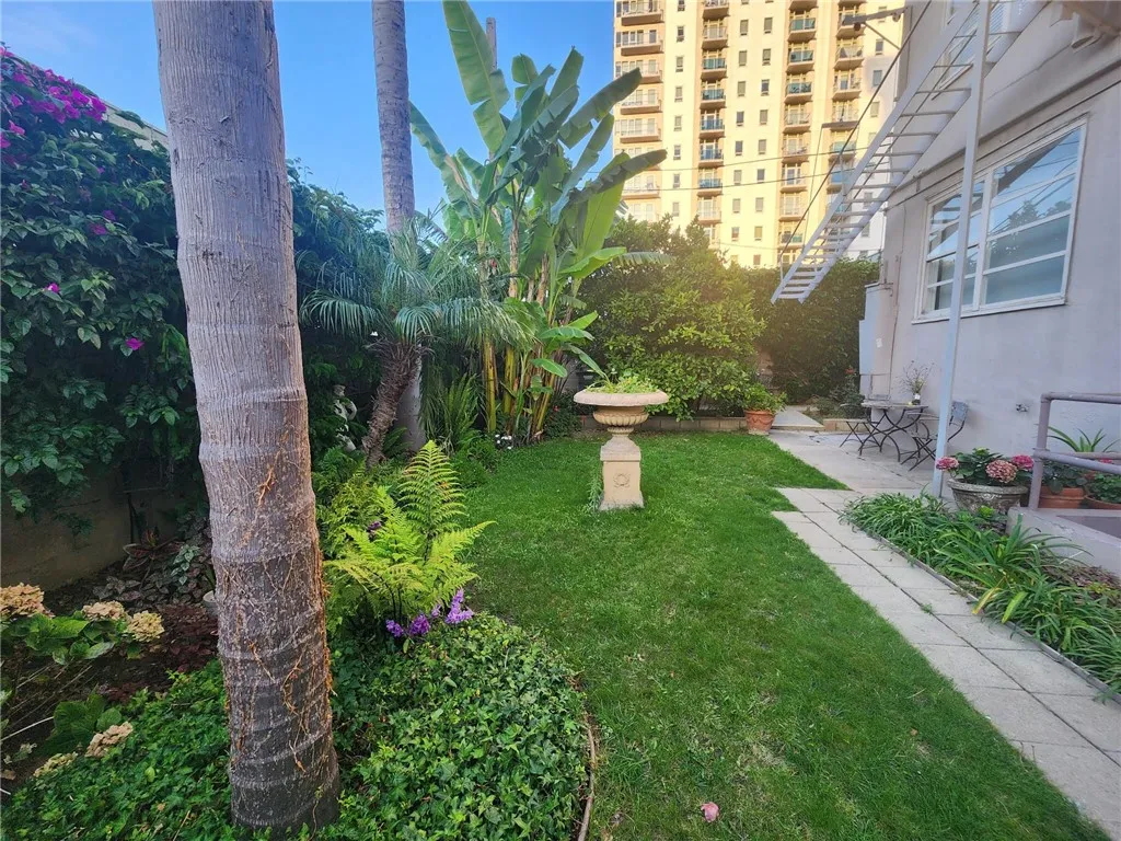 A garden for tenants and owners to enjoy at the east end of the building.