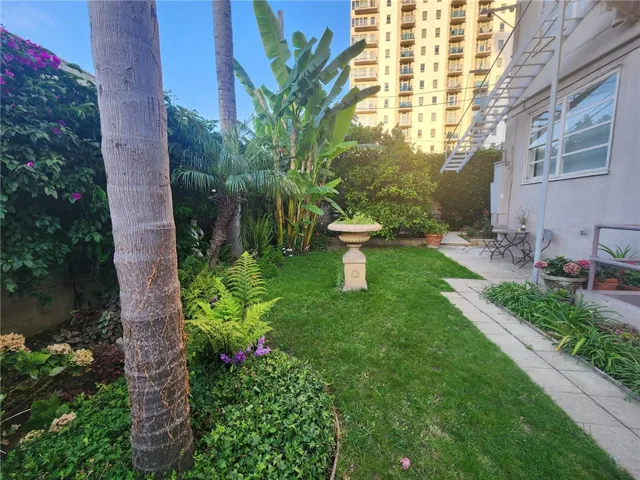 A garden for tenants and owners to enjoy at the east end of the building.