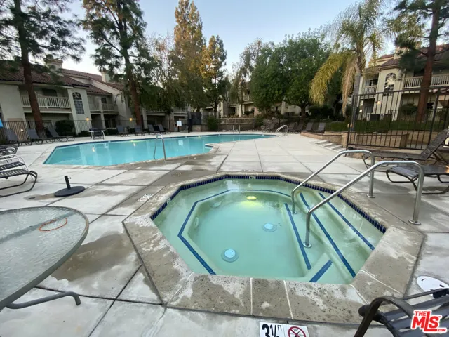 675 Oak Run Trail Tl301, Oak Park, California 91377