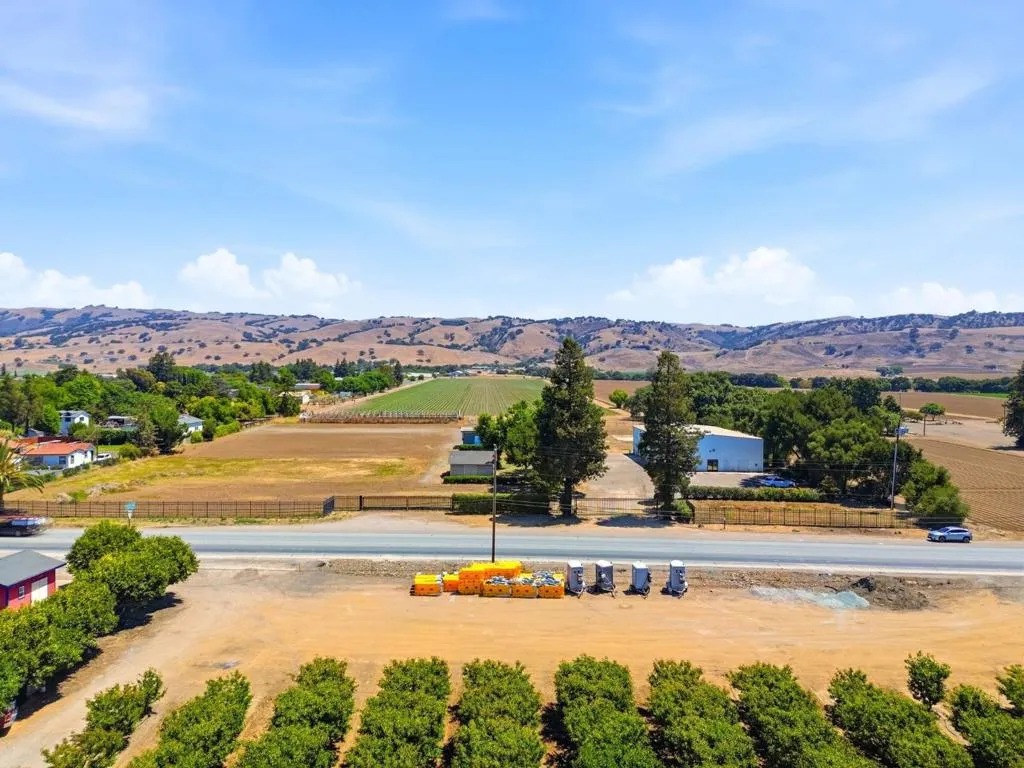 3065 Pacheco Pass Highway, Gilroy, California 95020 — photo 5