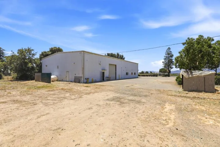 3065 Pacheco Pass Highway, Gilroy, California 95020