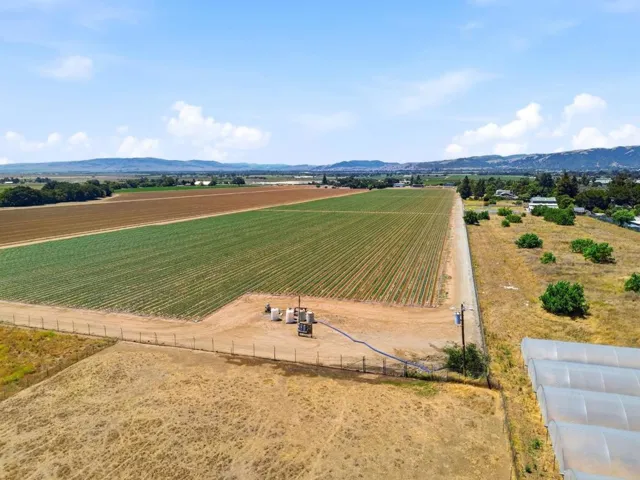 3065 Pacheco Pass Highway, Gilroy, California 95020
