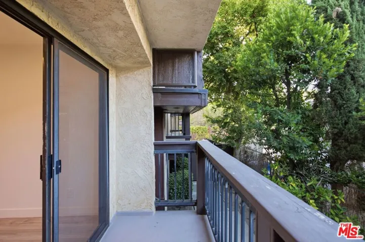 13025 Moorpark Street 106, Los Angeles, California 91604