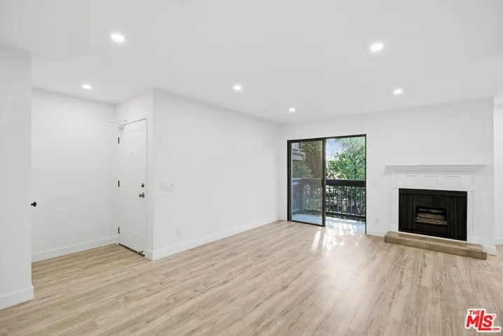 13025 Moorpark Street 106, Los Angeles, California 91604
