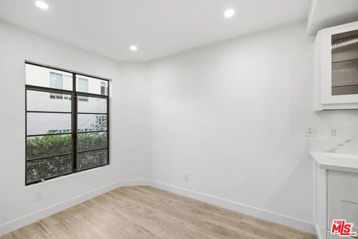 13025 Moorpark Street 106, Los Angeles, California 91604