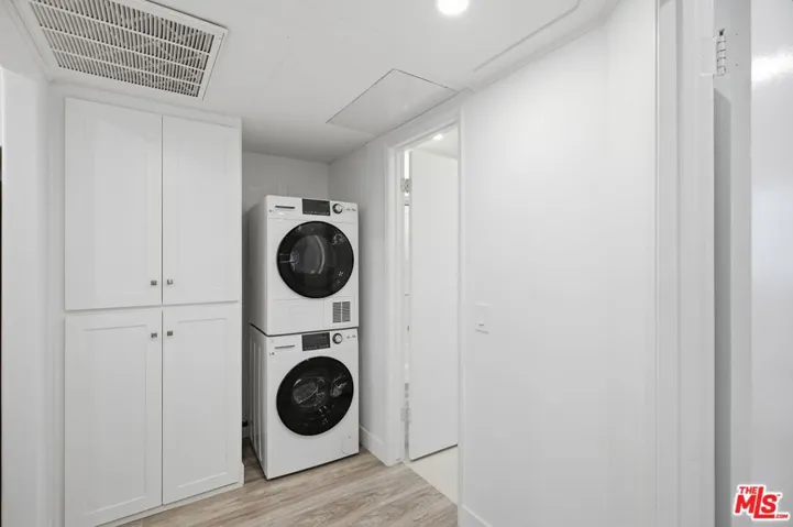 13025 Moorpark Street 106, Los Angeles, California 91604