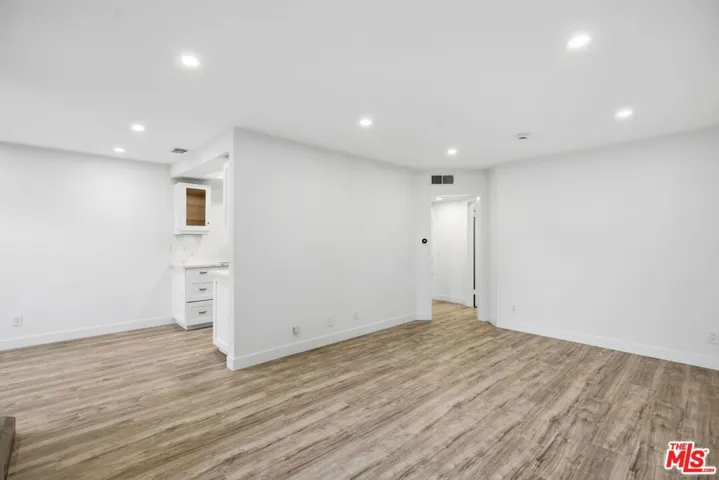 13025 Moorpark Street 106, Los Angeles, California 91604
