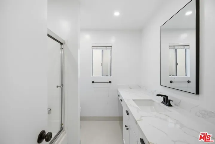 13025 Moorpark Street 106, Los Angeles, California 91604