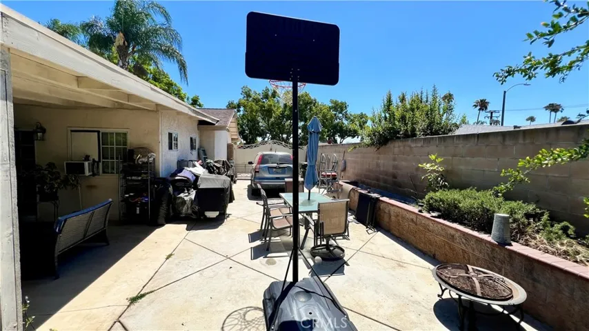 2152 S Cherry, Ontario, California 91761