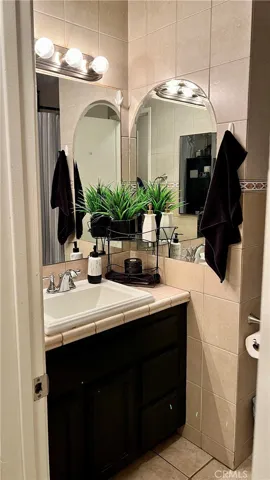 2152 S Cherry, Ontario, California 91761