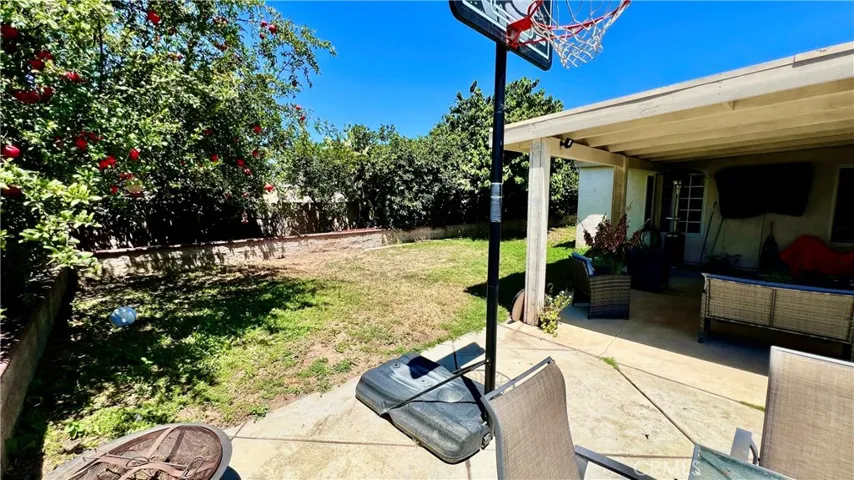 2152 S Cherry, Ontario, California 91761