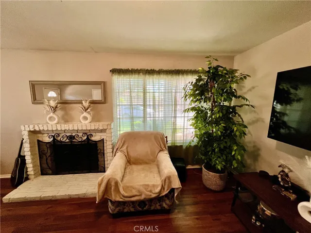2152 S Cherry, Ontario, California 91761
