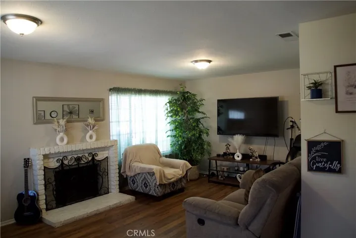 2152 S Cherry, Ontario, California 91761