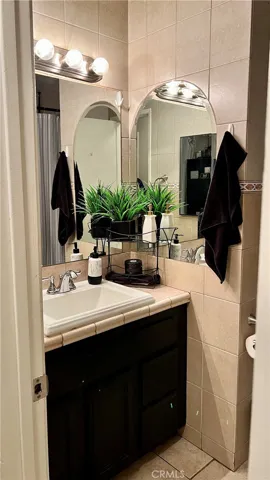 2152 S Cherry, Ontario, California 91761