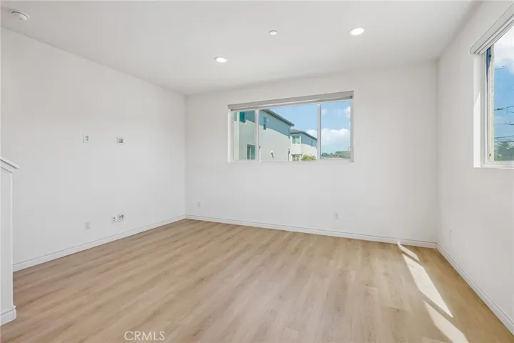 116 N 6th D, Montebello, California 90640