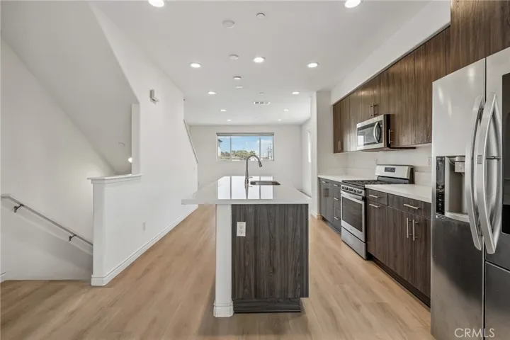 116 N 6th D, Montebello, California 90640
