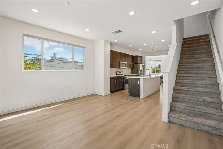 116 N 6th D, Montebello, California 90640