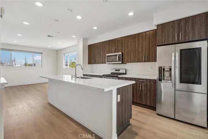 116 N 6th D, Montebello, California 90640