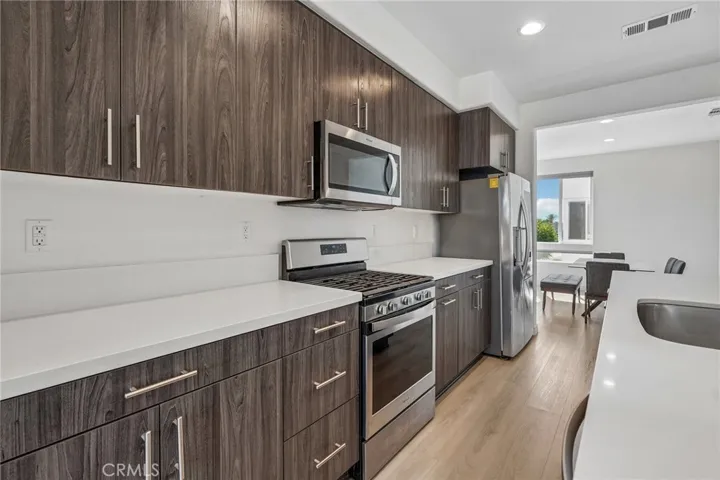 116 N 6th D, Montebello, California 90640