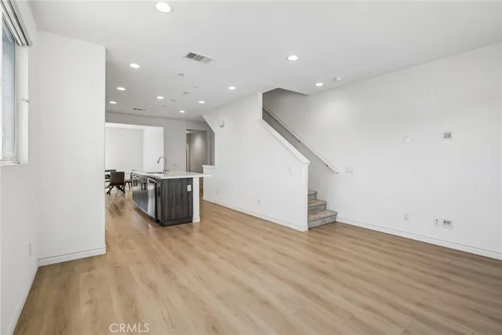 116 N 6th D, Montebello, California 90640