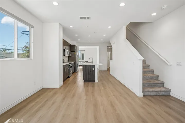 116 N 6th D, Montebello, California 90640