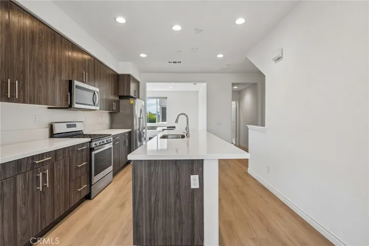 116 N 6th D, Montebello, California 90640