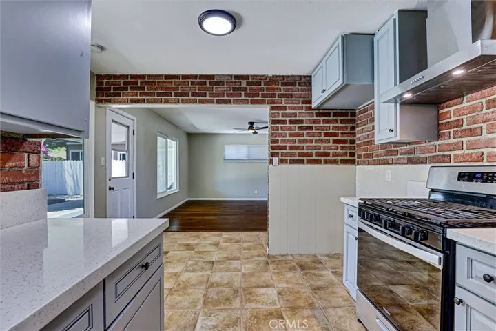 1115 S Lemon, Anaheim, California 92805
