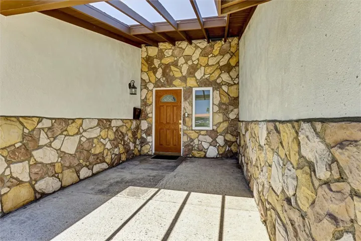 1115 S Lemon, Anaheim, California 92805