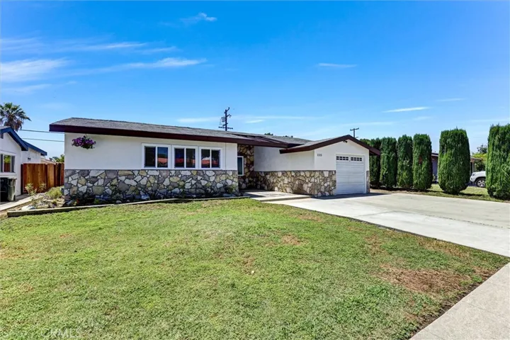 1115 S Lemon, Anaheim, California 92805